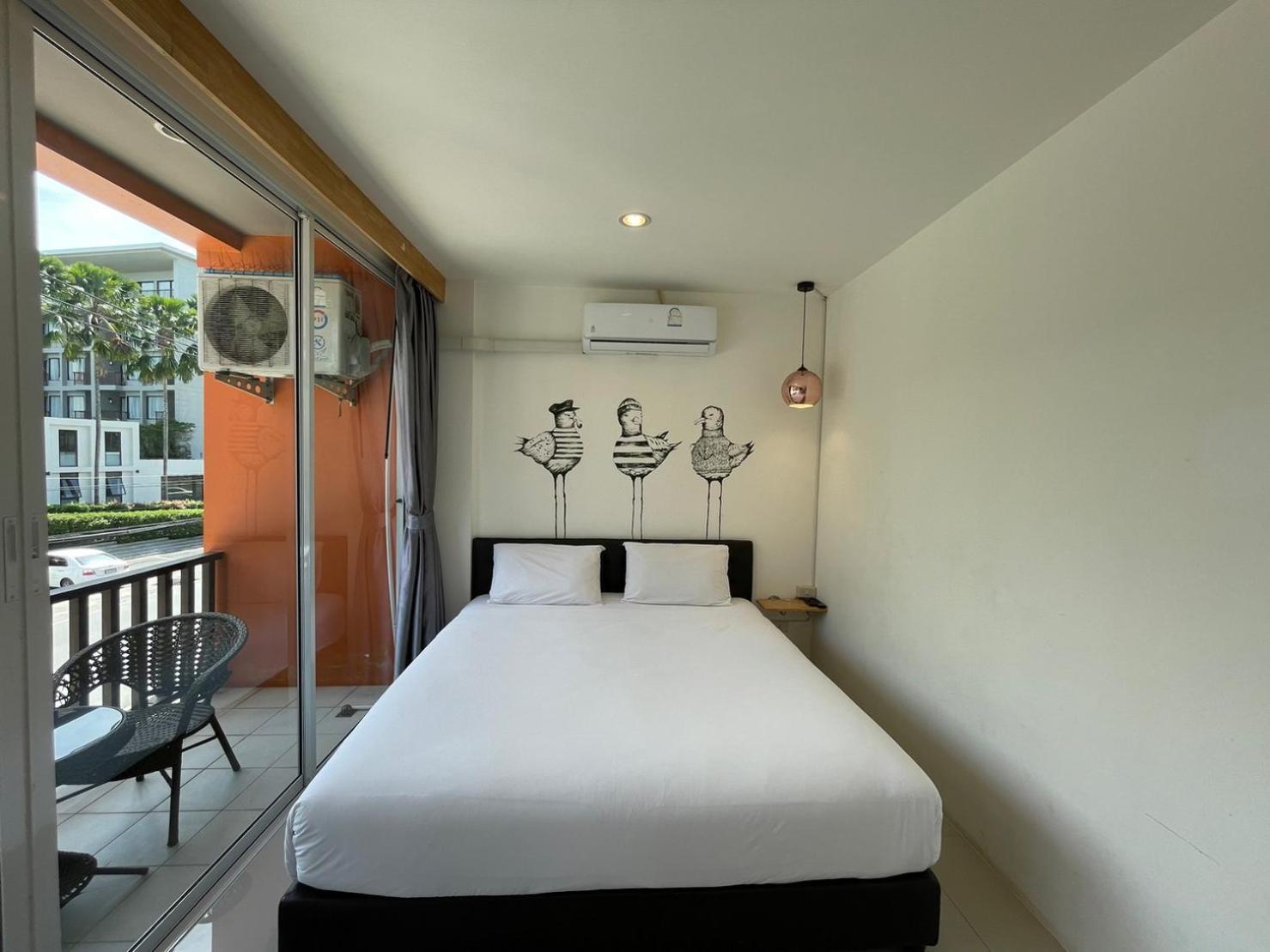 Dwell Phuket Airport Hotel At Naiyang Nai Yang Exterior photo