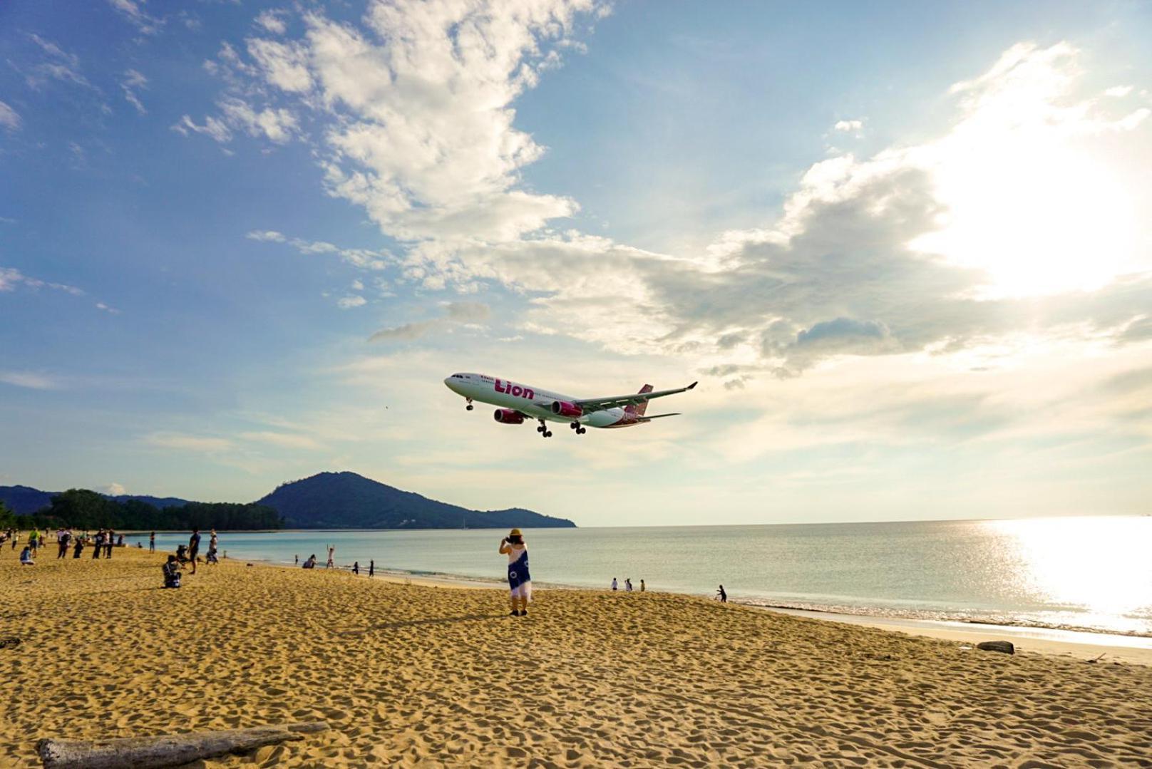 Dwell Phuket Airport Hotel At Naiyang Nai Yang Exterior photo