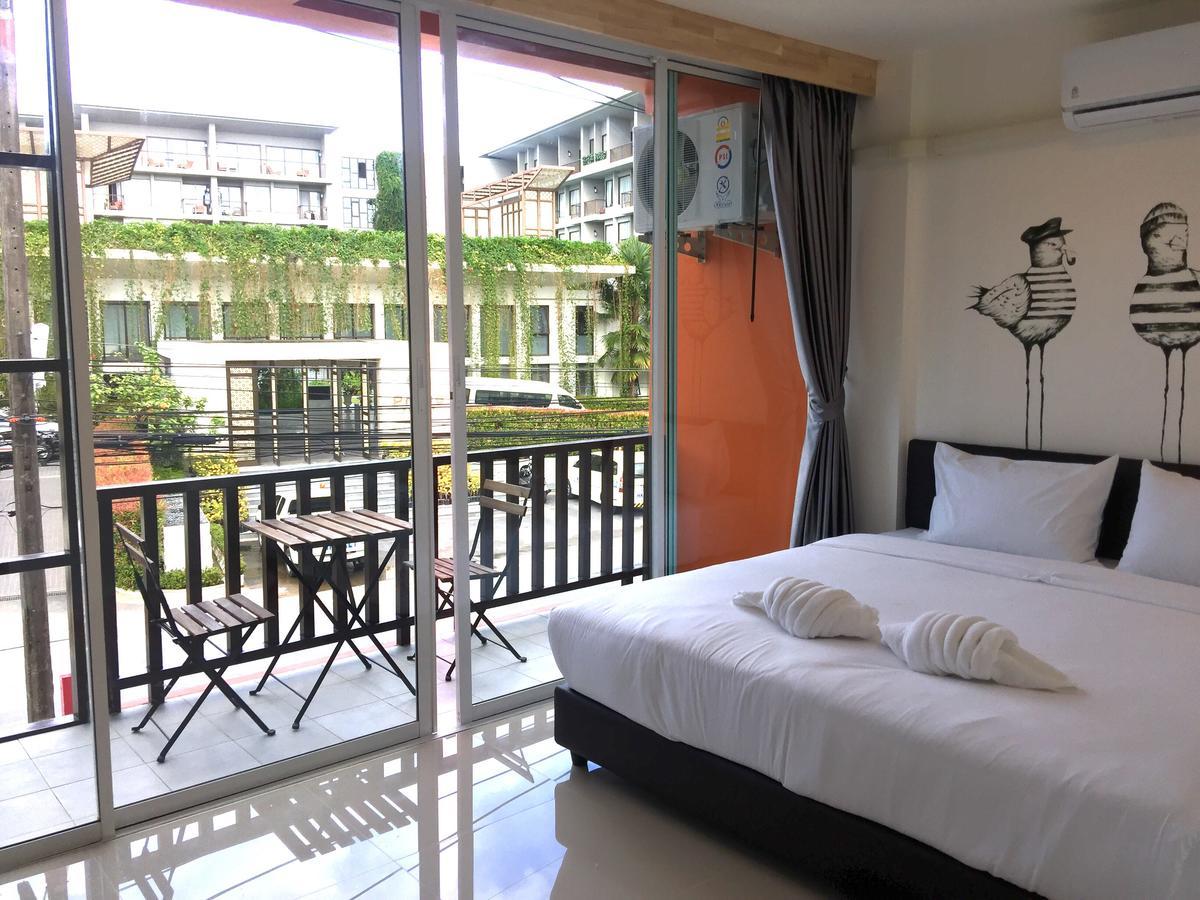 Dwell Phuket Airport Hotel At Naiyang Nai Yang Exterior photo