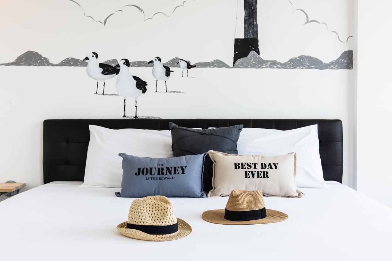 Dwell Phuket Airport Hotel At Naiyang Nai Yang Exterior photo